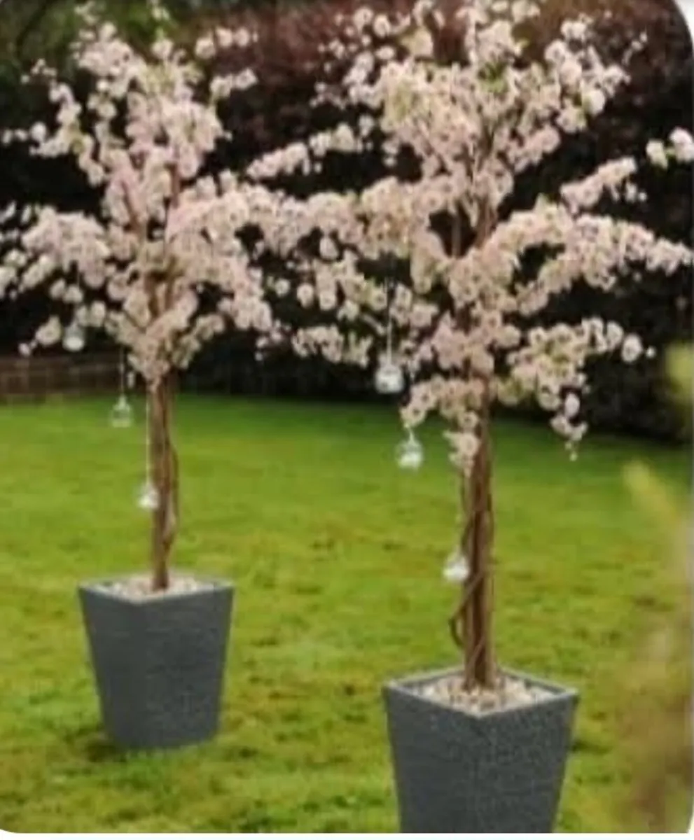 Artificial cherry blossom trees - Image 1