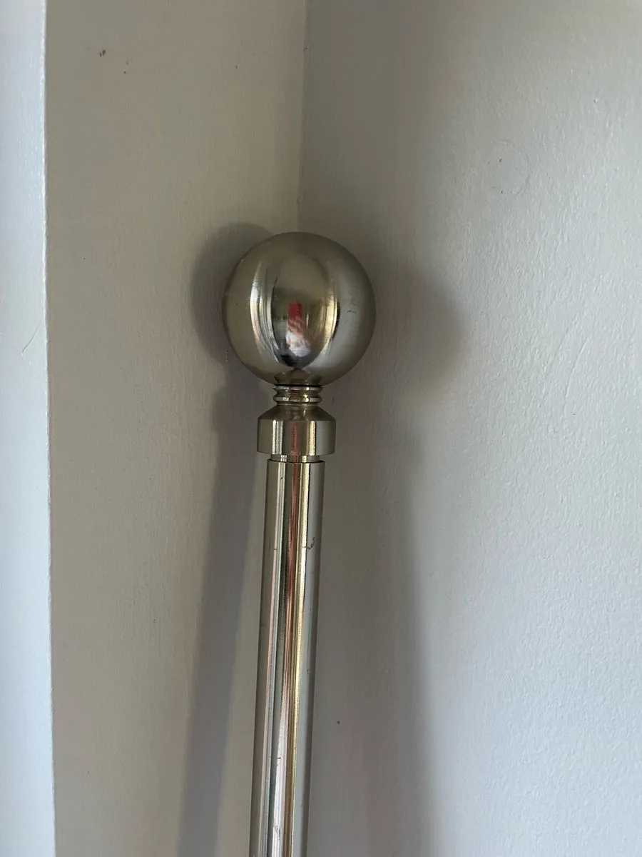 Curtain pole - Image 2