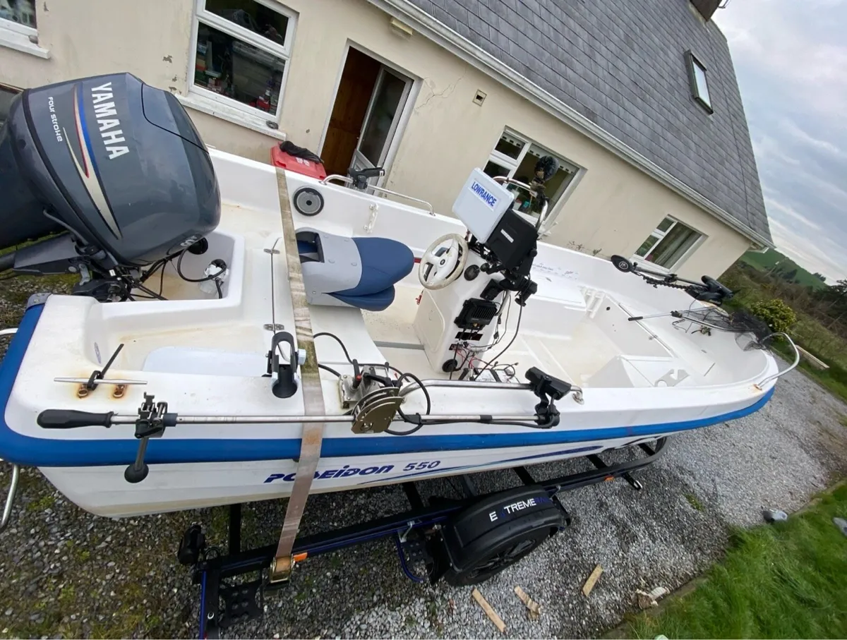 Fishing Boat fully equipped - Image 2