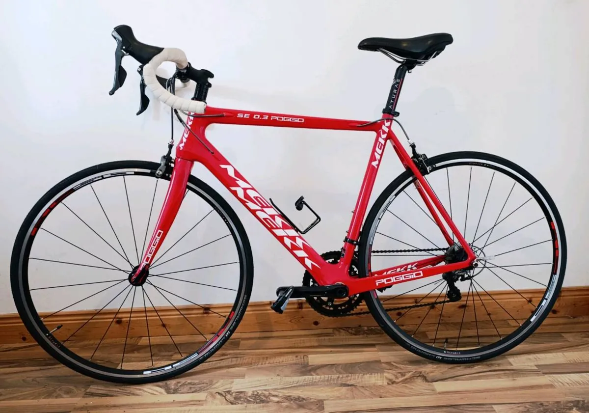 Full Carbon road bike. - Image 2