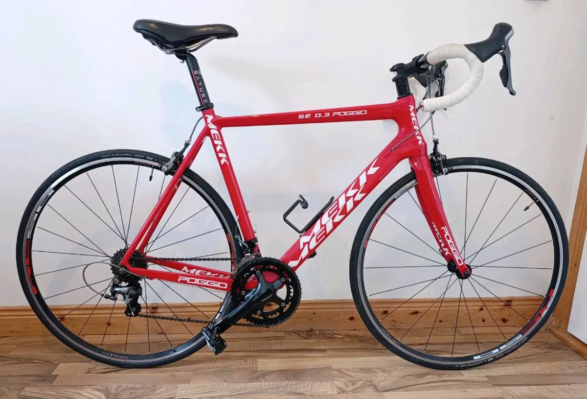 Full Carbon road bike. - Image 1