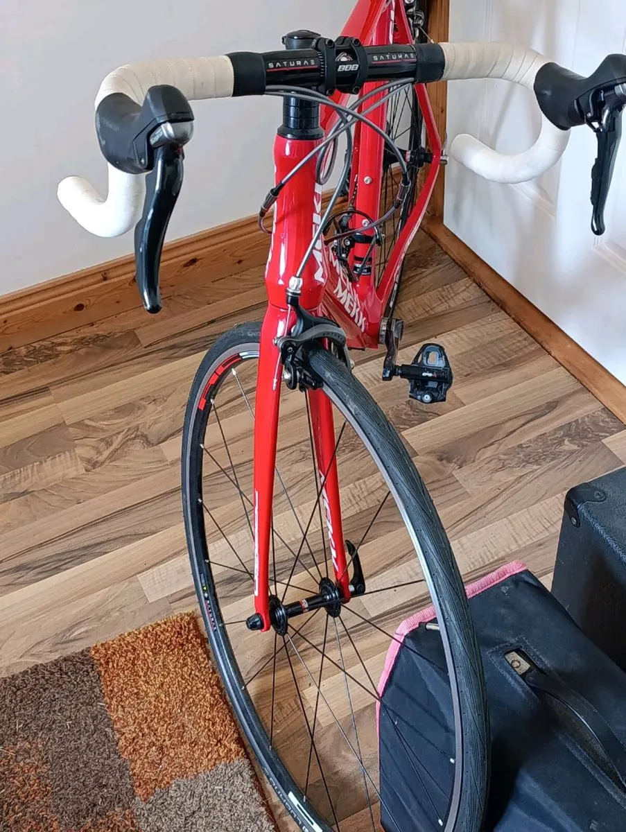 Full Carbon road bike. - Image 3