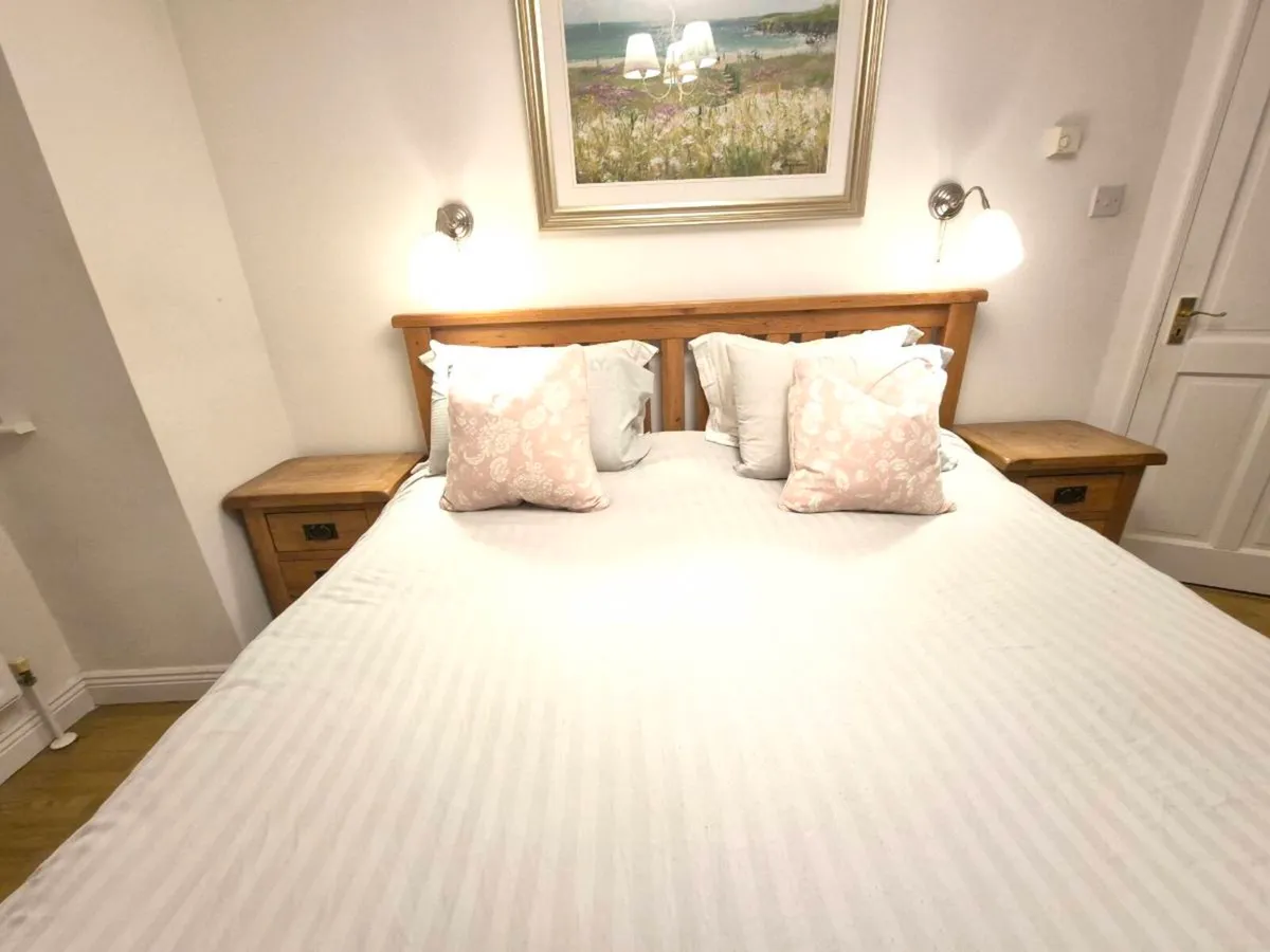 Solid Oak Bed Superking with Lockers - Image 2