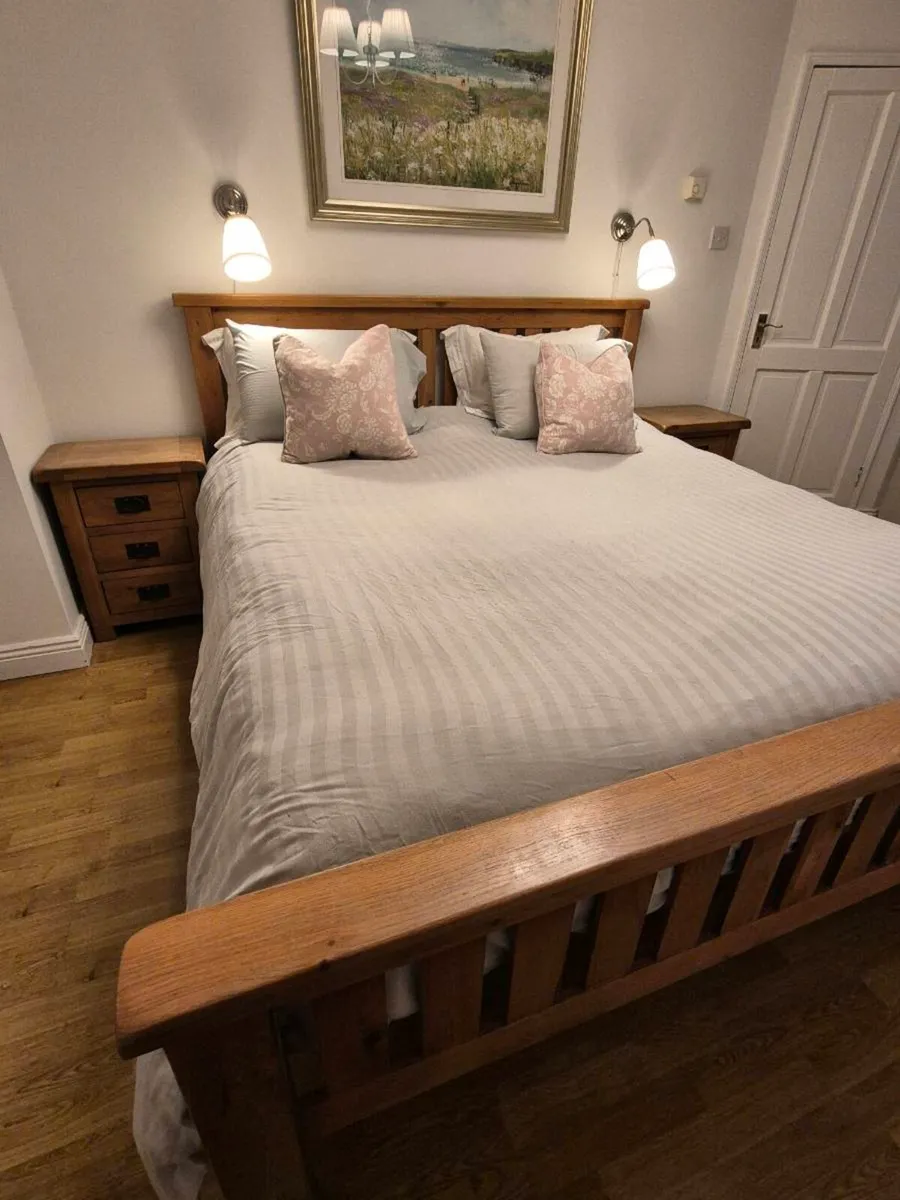 Solid Oak Bed Superking with Lockers - Image 3
