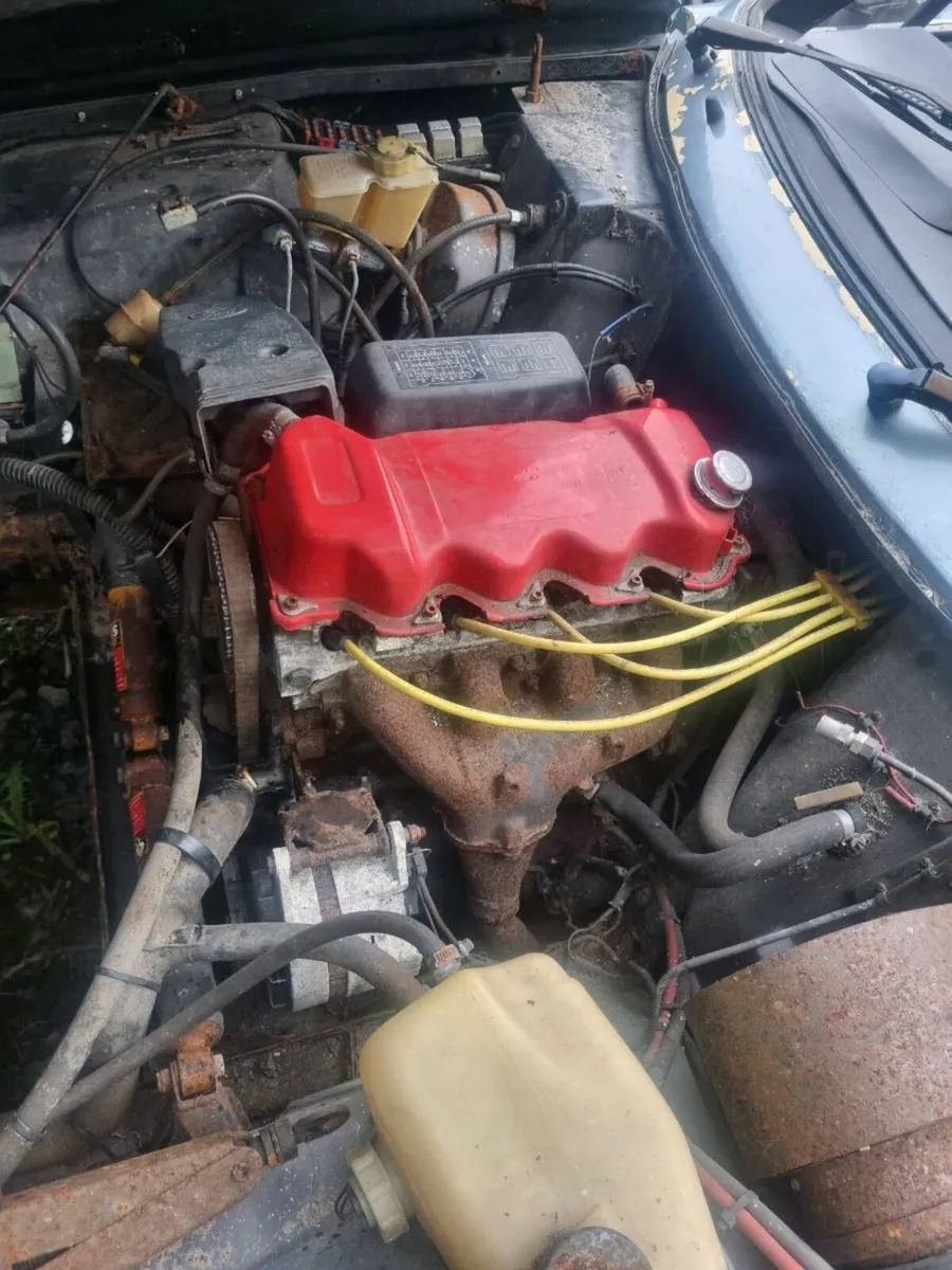 Reliant scimitar Breaking and 1600 cvh engine - Image 3
