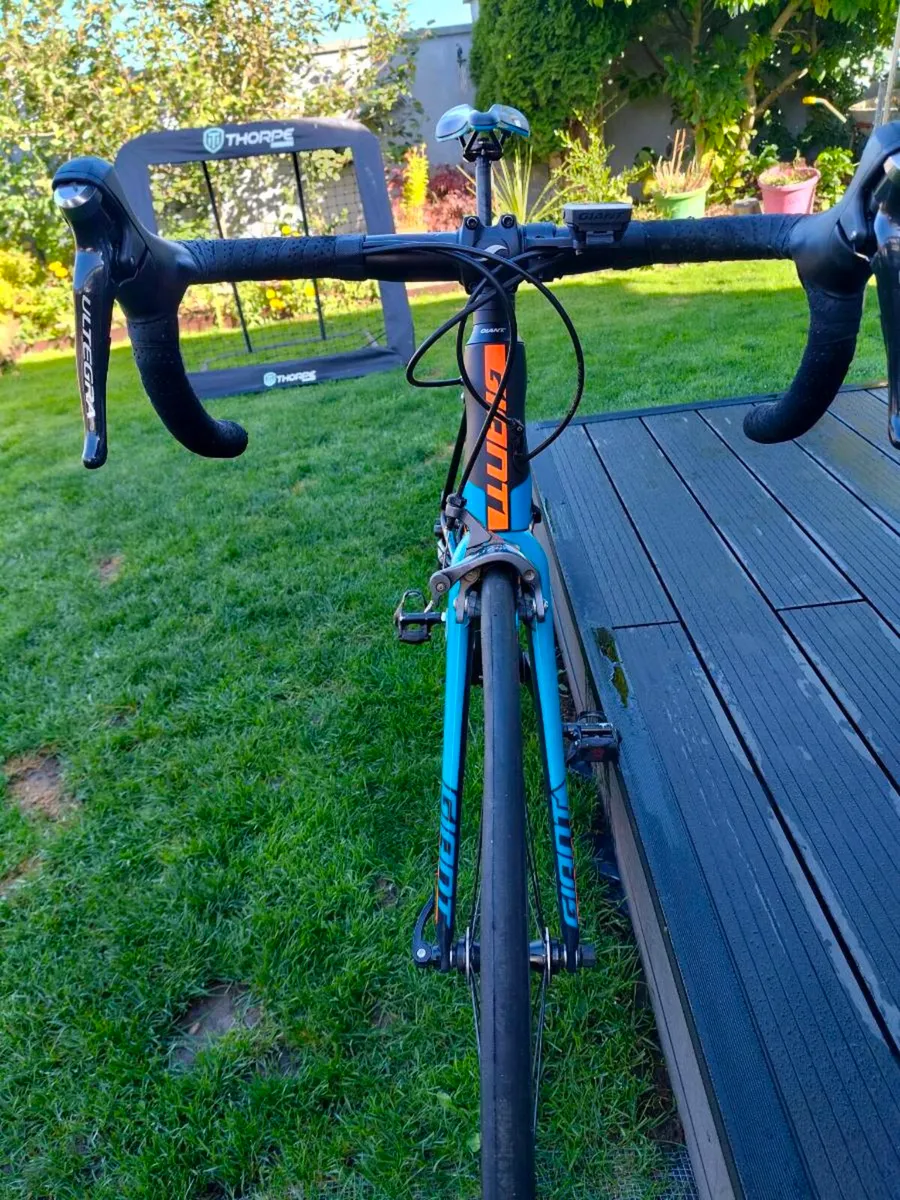 Giant TCR Advanced Road Bike - Image 4