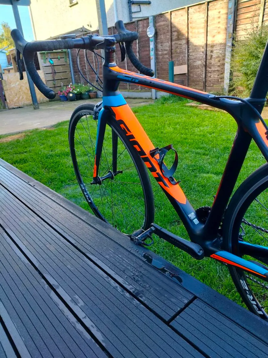 Giant TCR Advanced Road Bike - Image 2