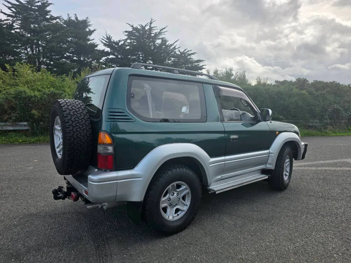 TOYOTA LANDCRUISER PRADO - Image 3