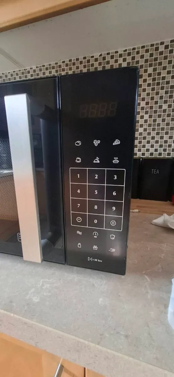 Microwave - Image 2