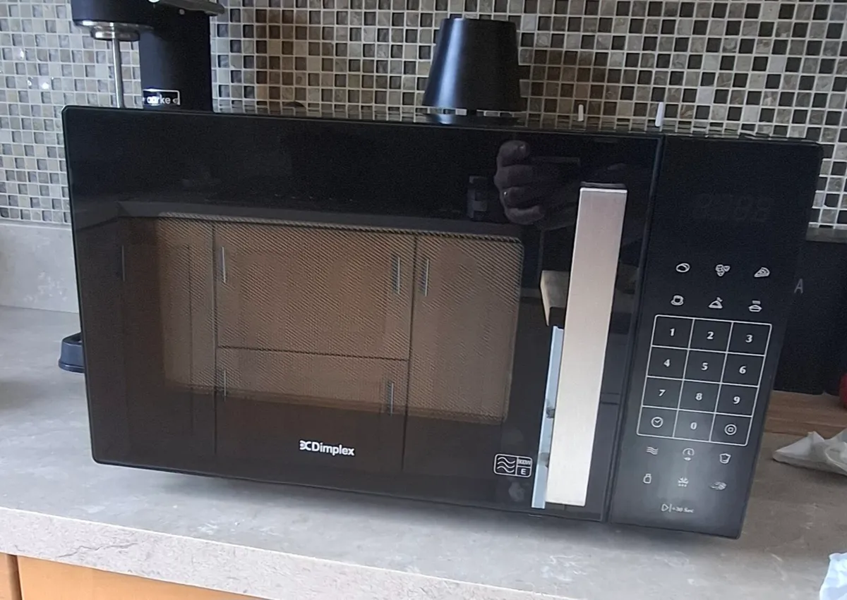 Microwave - Image 1