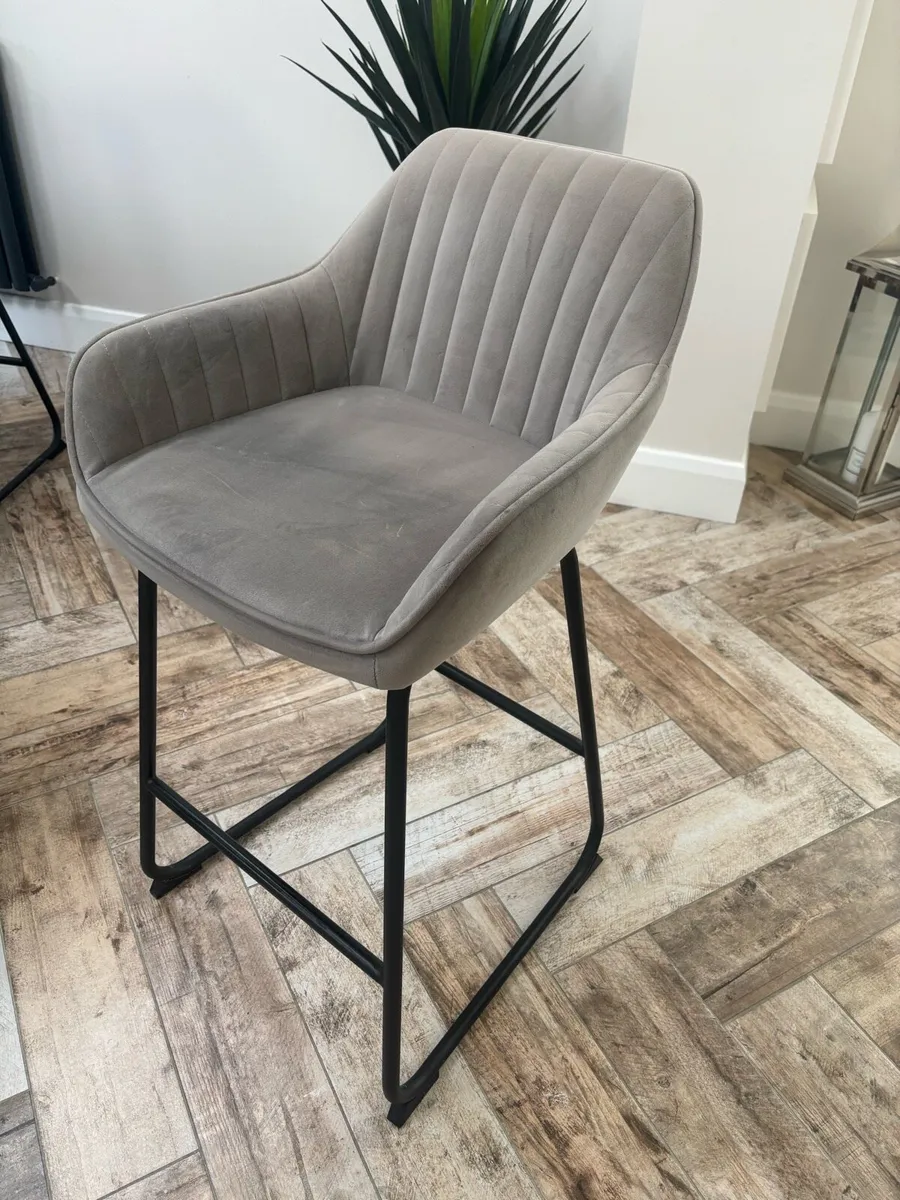 Kitchen bar stools - Image 2