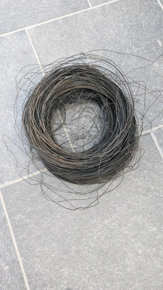 Reinforcement bar tying wire