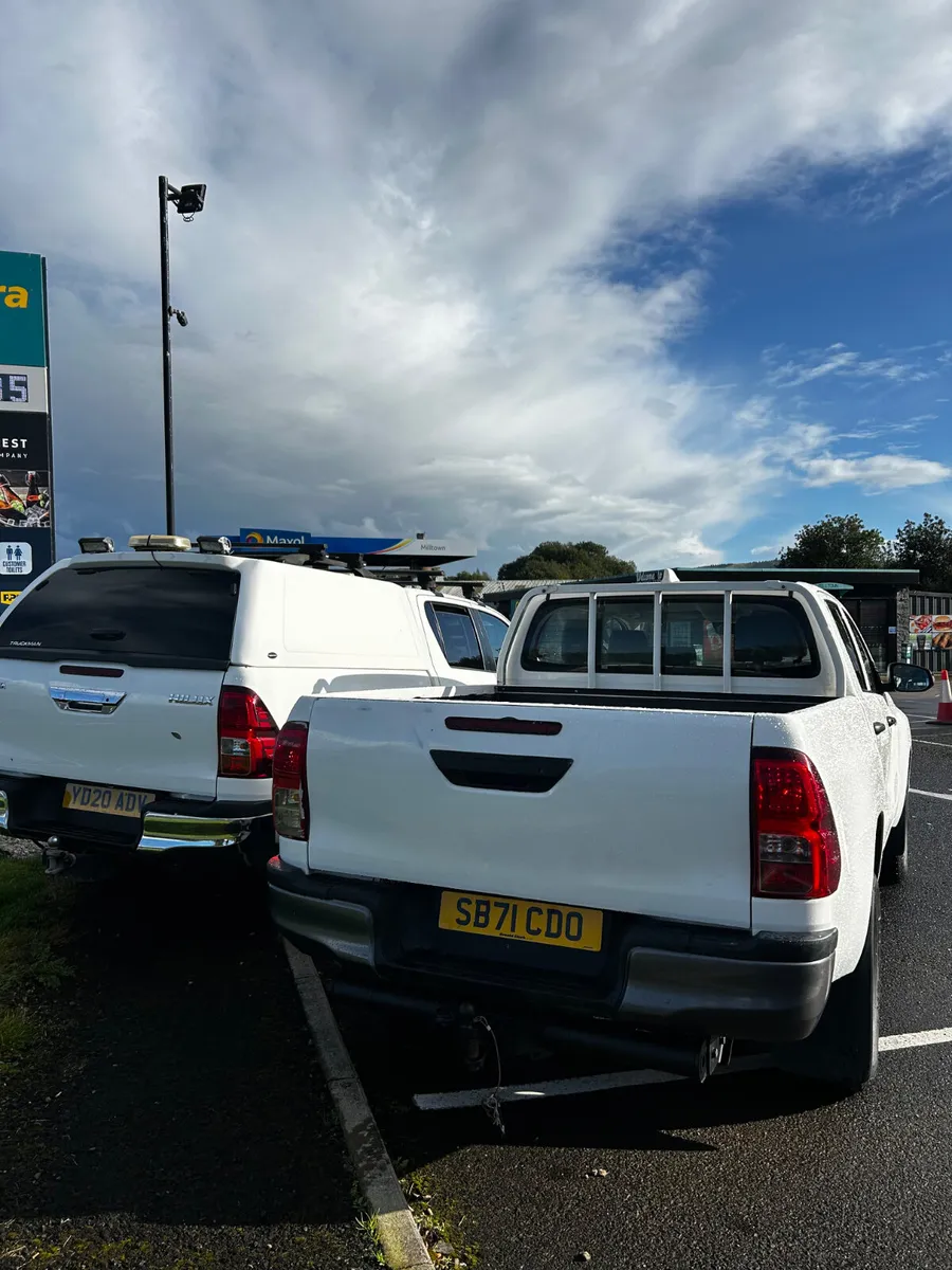 CHOICE OF 2 (2020 & 2022) TOYOTA HILUX D/CABPICKUP - Image 4