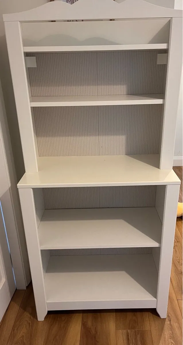 Children’s bedroom dresser - Image 1