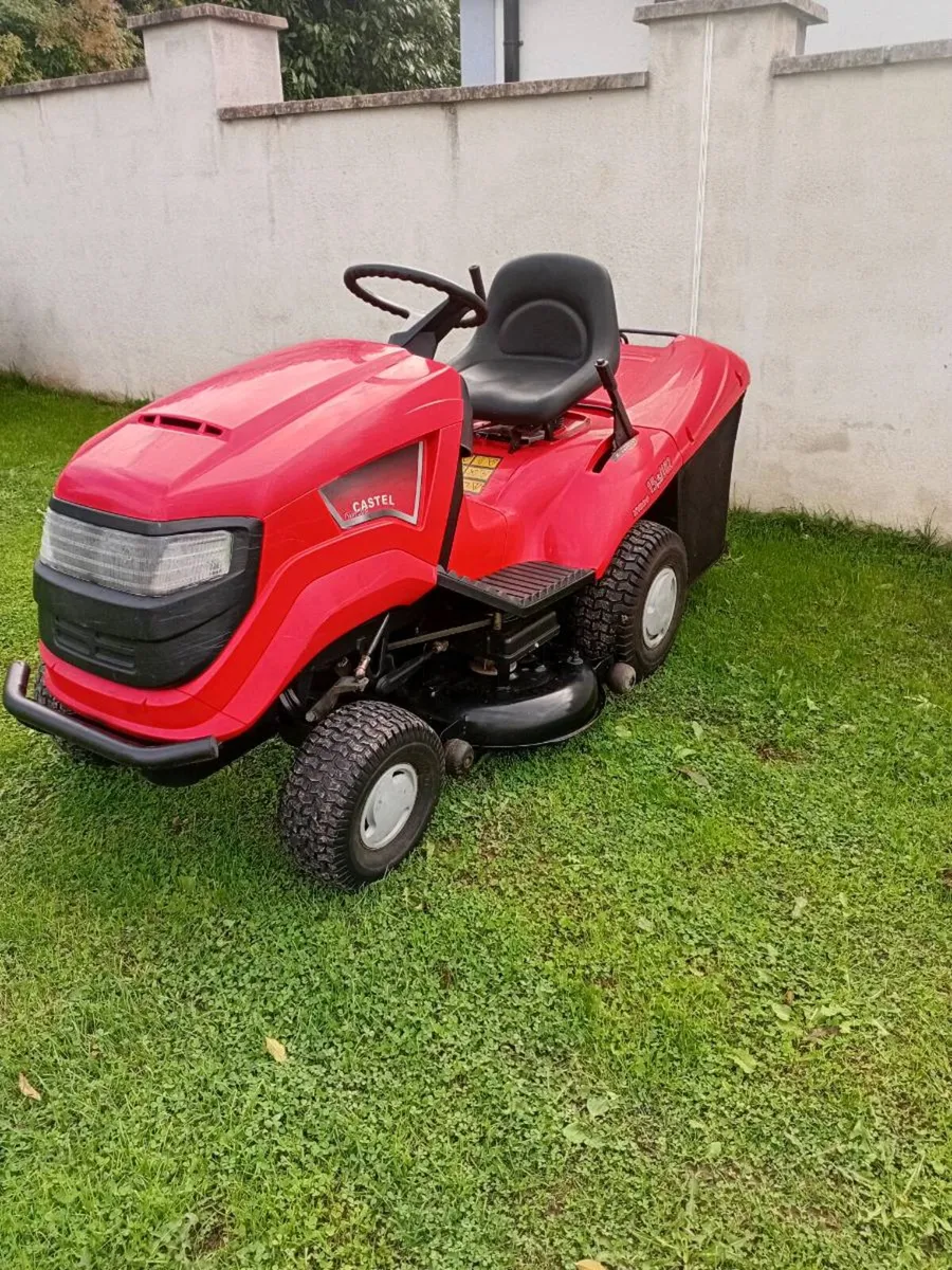 Ride on lawnmower - Image 2