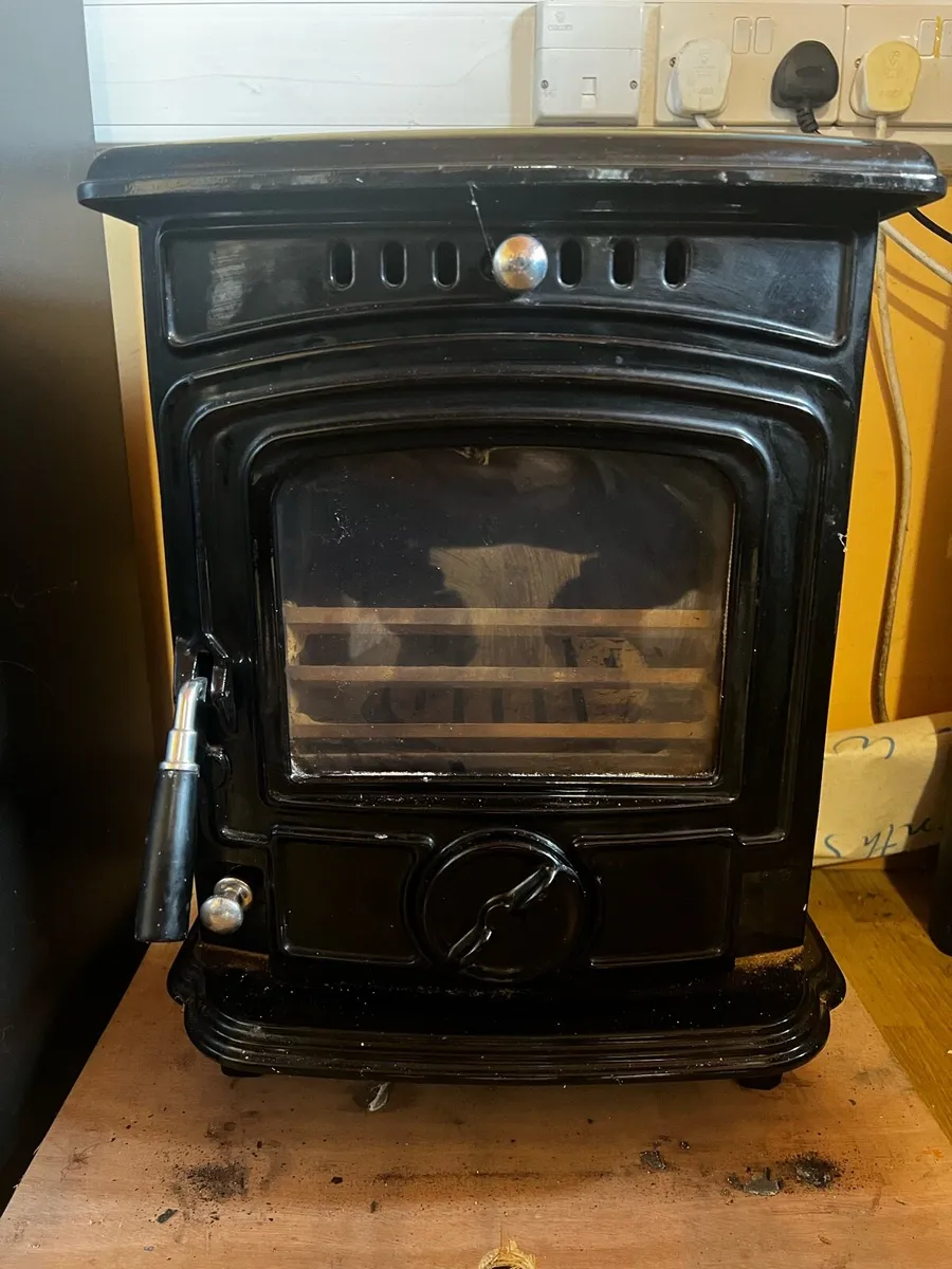 Henley Stove - Image 2