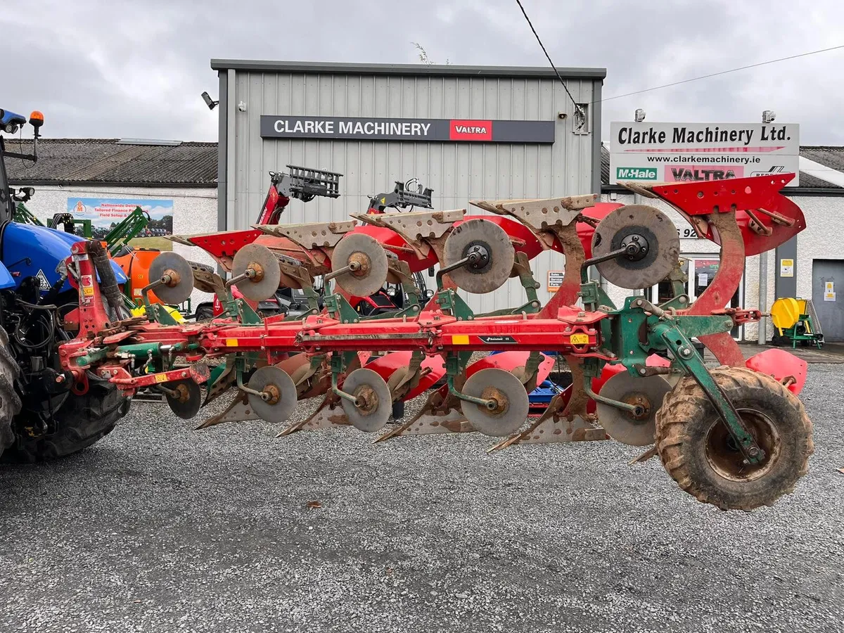 Kverneland ES 5 Furrow Reversible Plough - Image 2