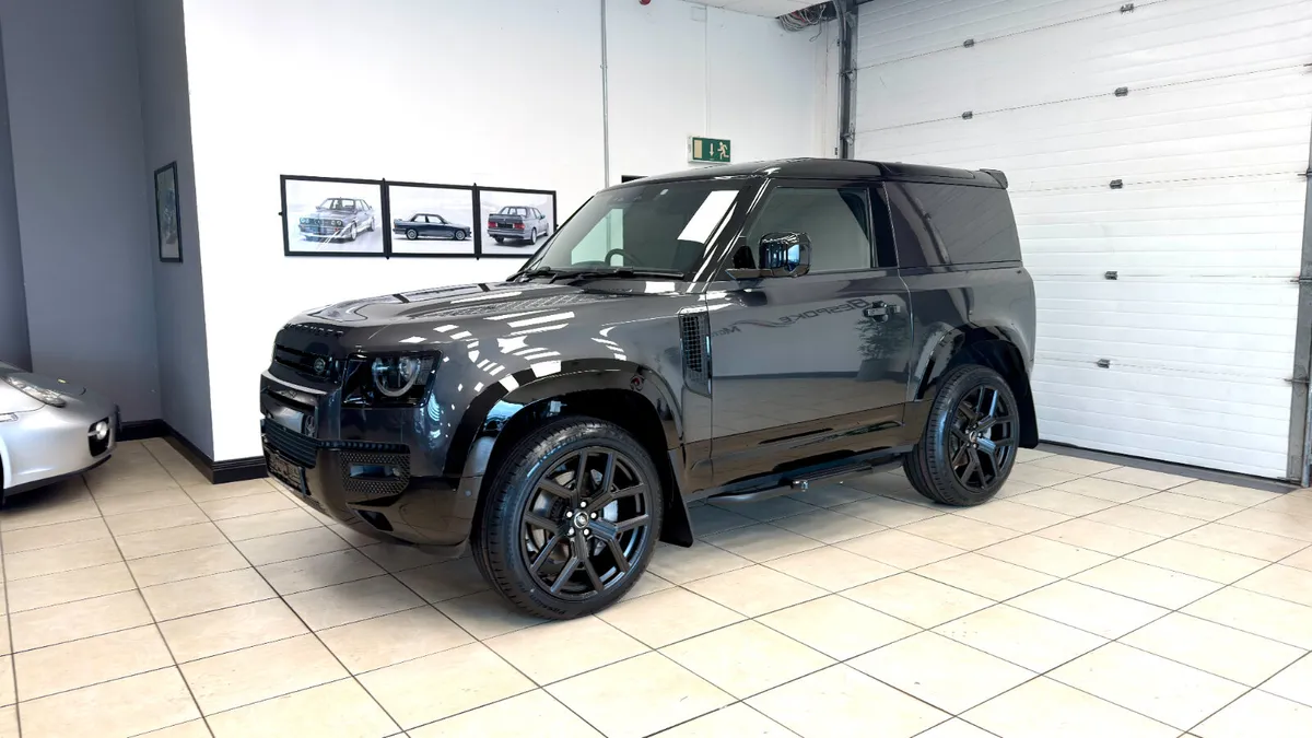 Land Rover Defender D350 HSE X-Dynamic - Image 4