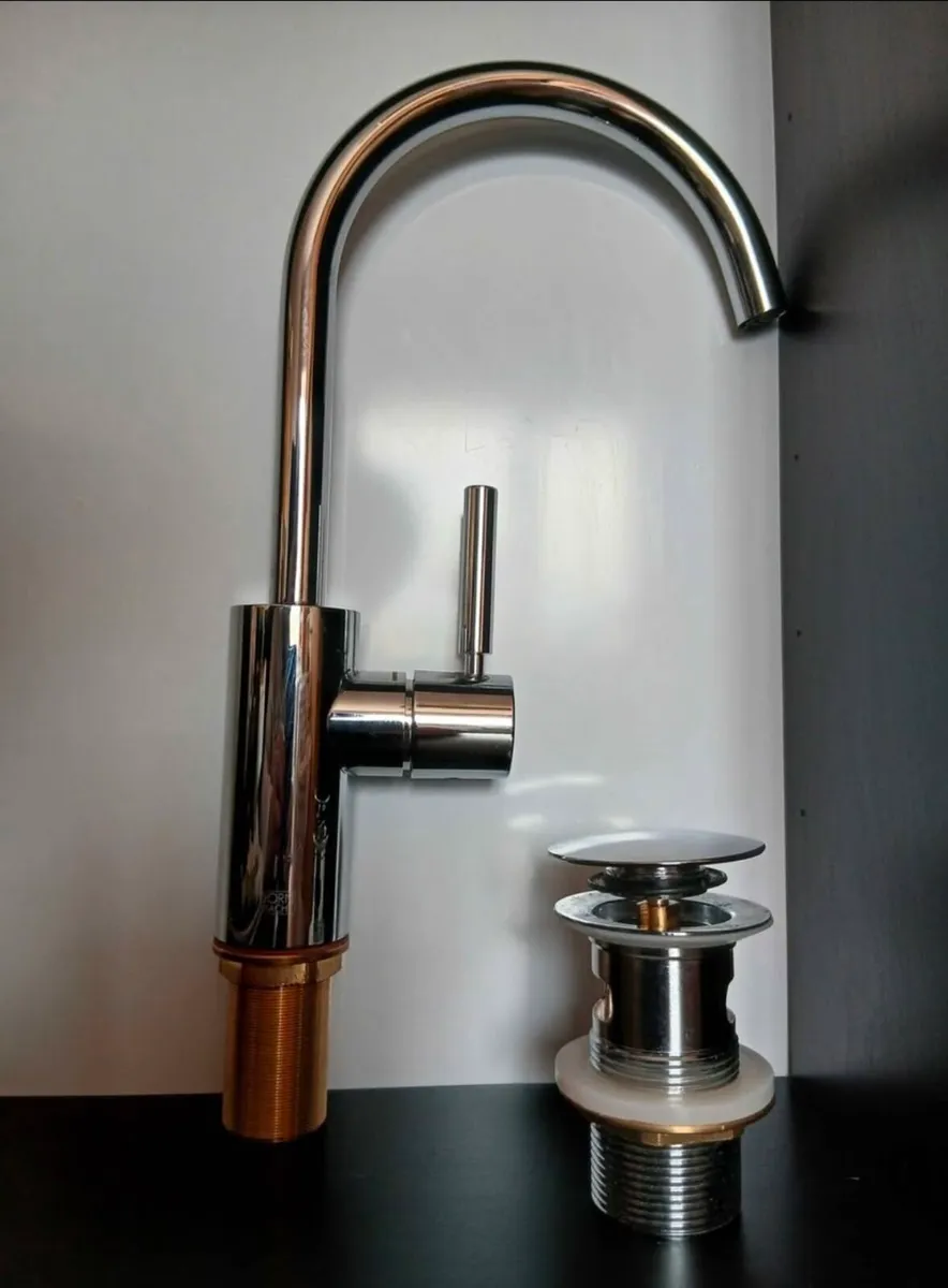 Kitchen Tap - Image 3