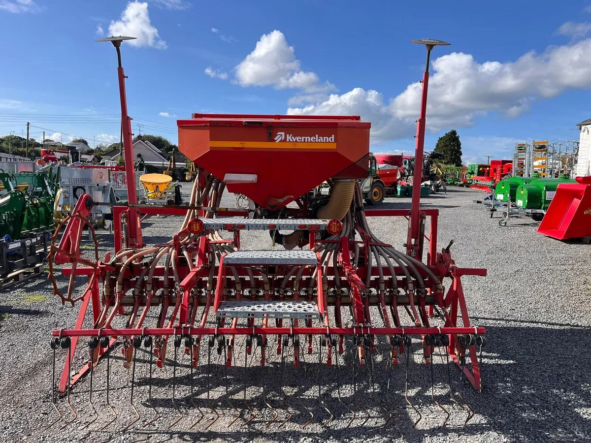Kverneland 3 Metre Pneumatic Seed Drill - Image 1