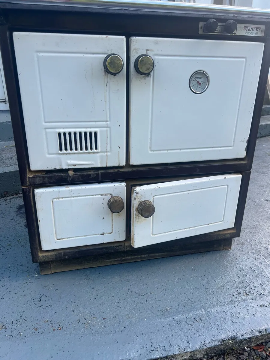 Stanley Super 90 Solid Fuel Range