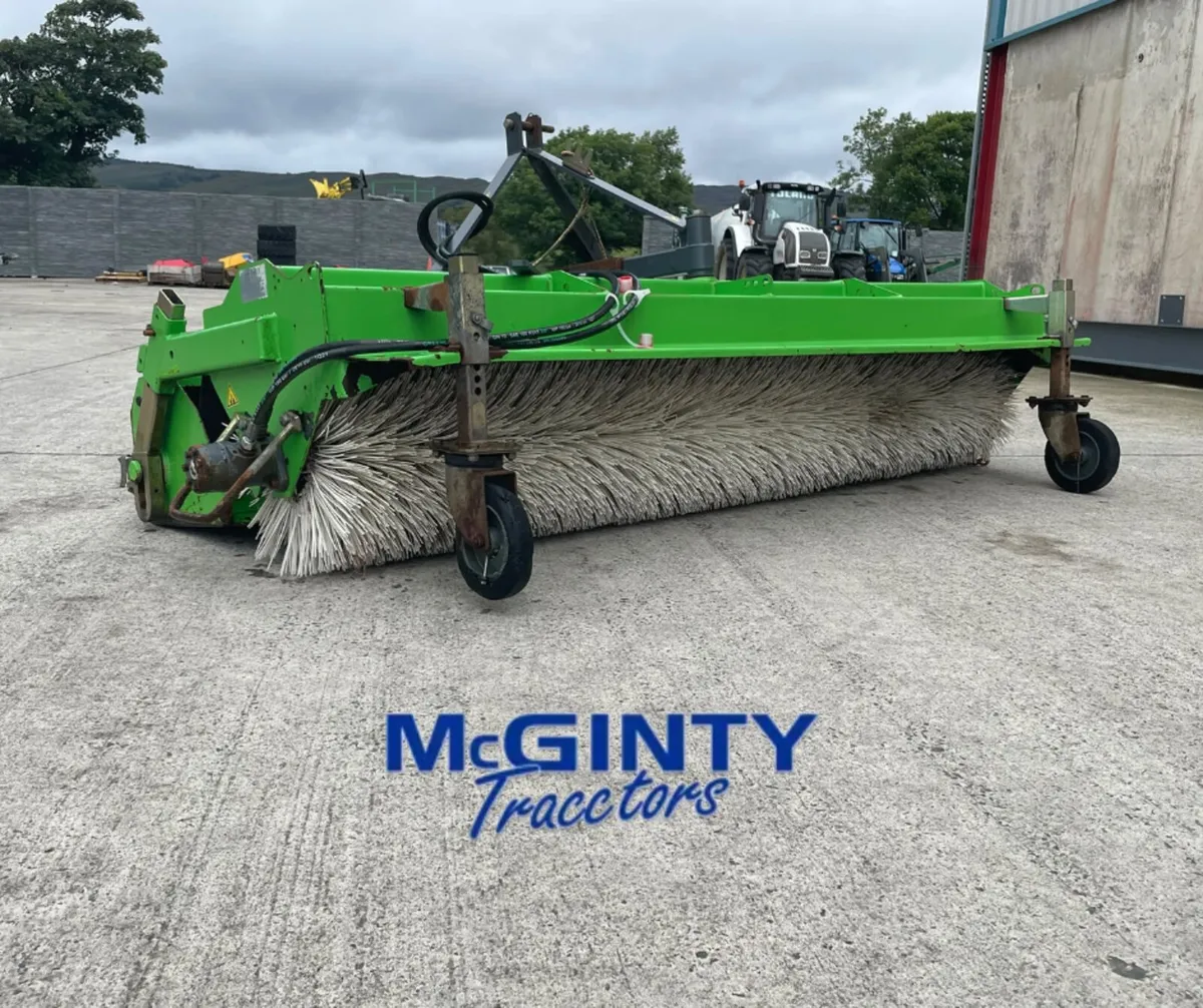 Bema AGRAR 2300 Roadsweep Bucket - Image 3