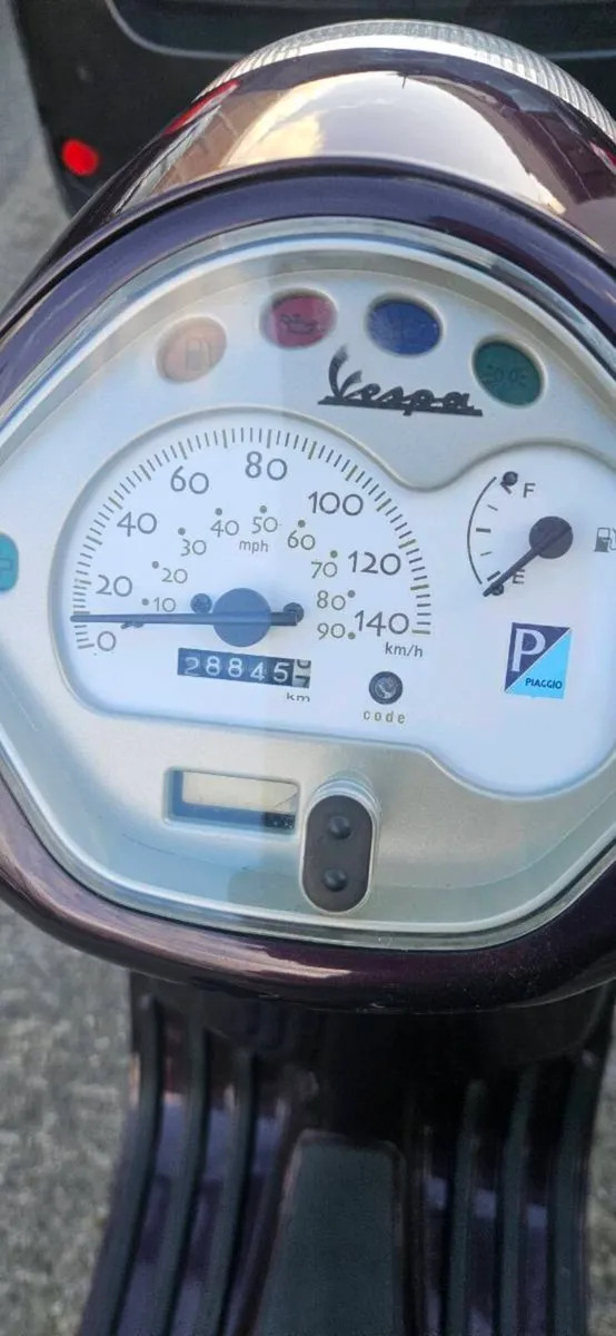 2006 vespa Et 125 4T - Image 4