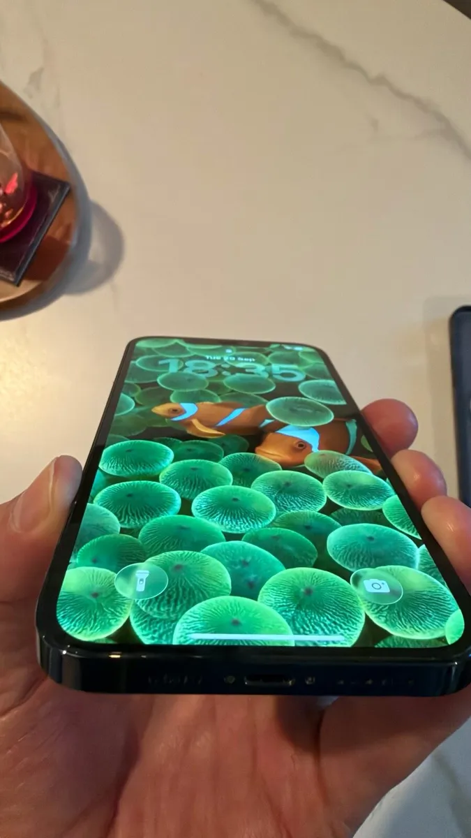 I phone 12 pro max - Image 4