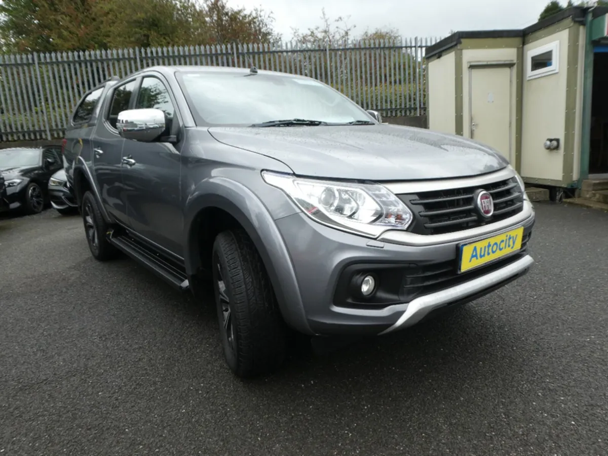 Fiat Fullback 4X4 CREW PICK UP LX 2. 2.4 180 E6 - Image 1