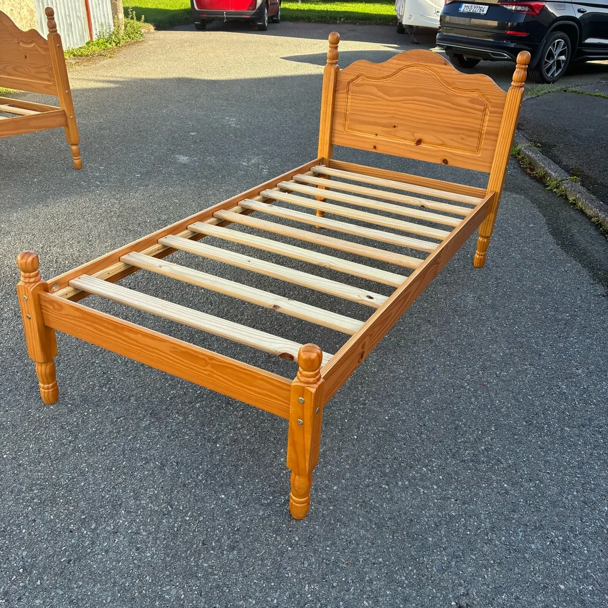 Single Solid Pine Bed frame - Image 3