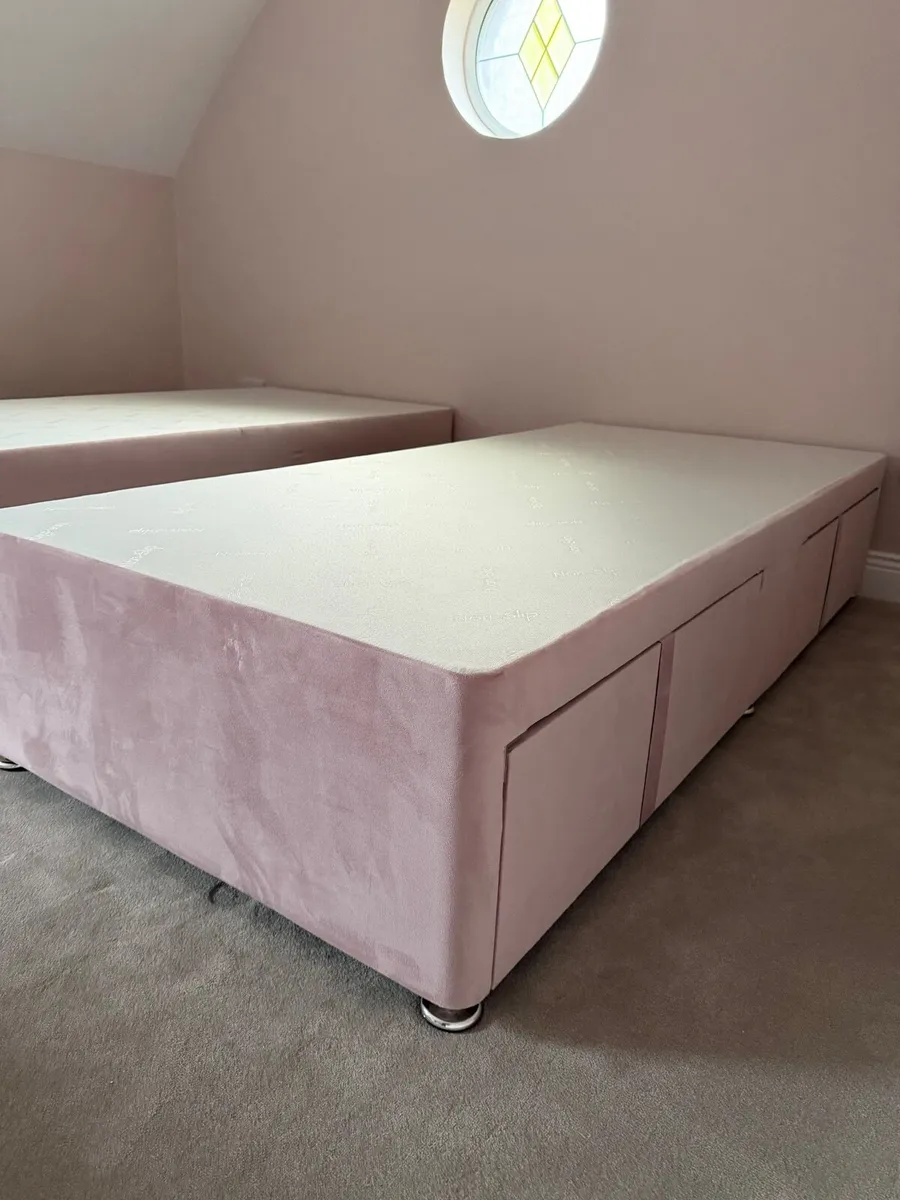 Superking bed base or 2 single bed bases - Image 4