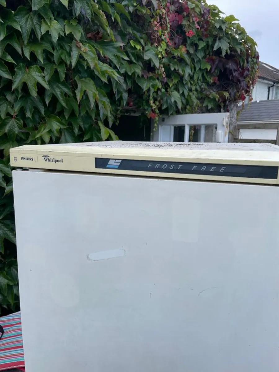 Whirlpool Fridge Freezer - Image 3
