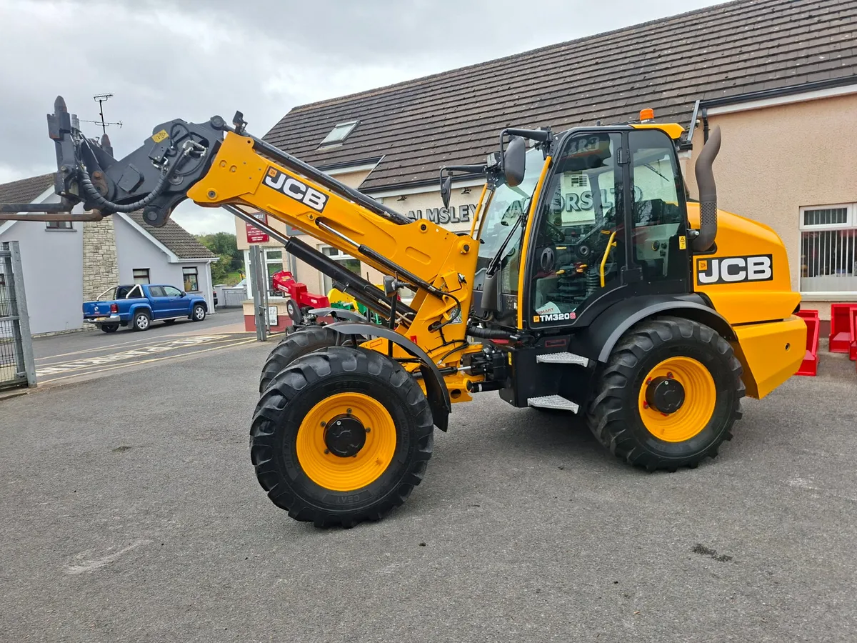2024 JCB 320S - Image 3