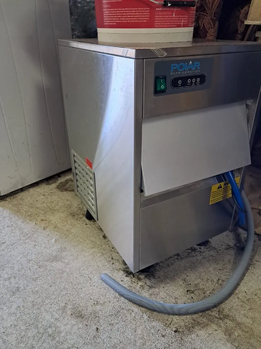 Ice maker - Image 2