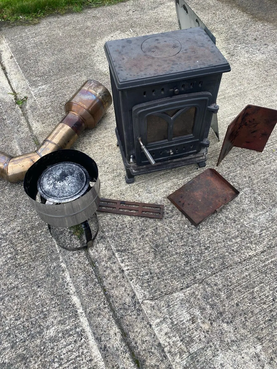 Solid Stove and Accessories for sale - Image 1