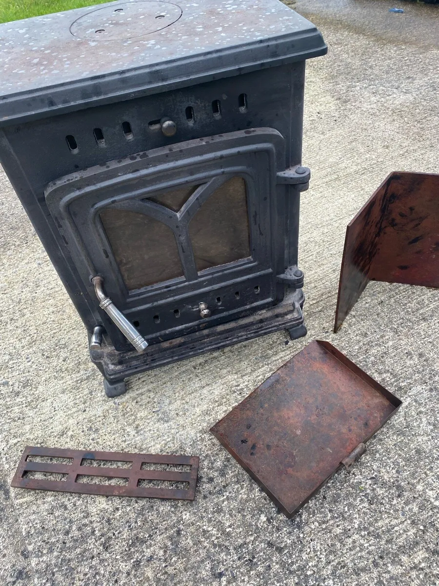 Solid Stove and Accessories for sale - Image 2