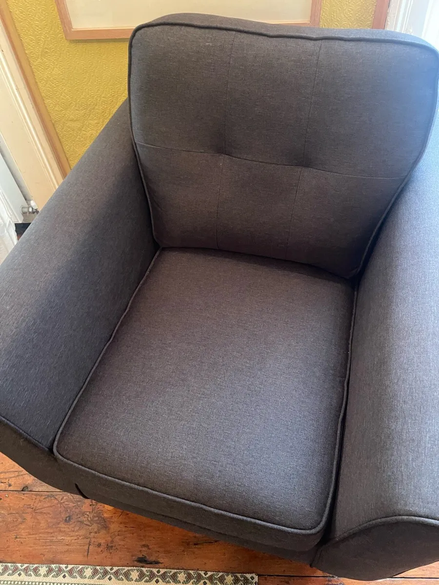 Armchair - Image 3