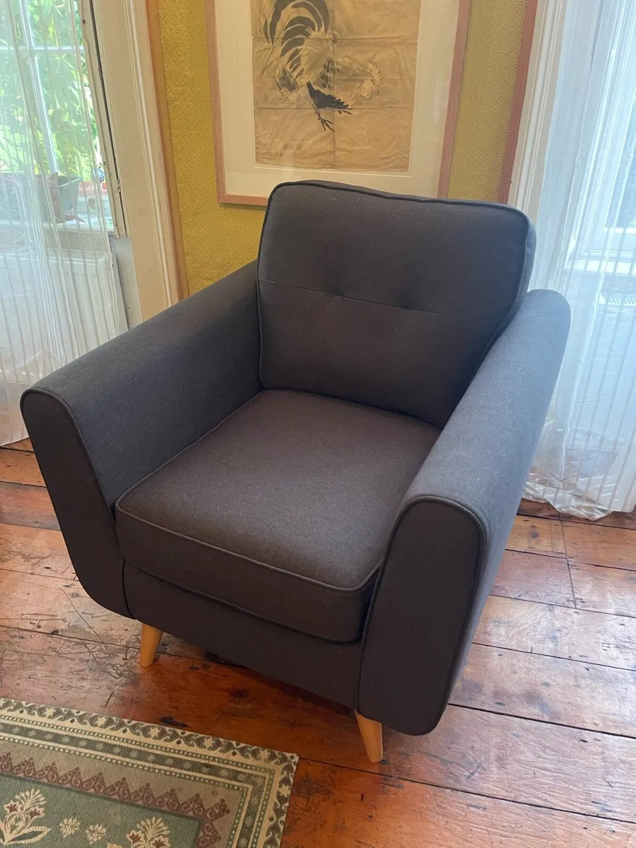 Armchair - Image 1