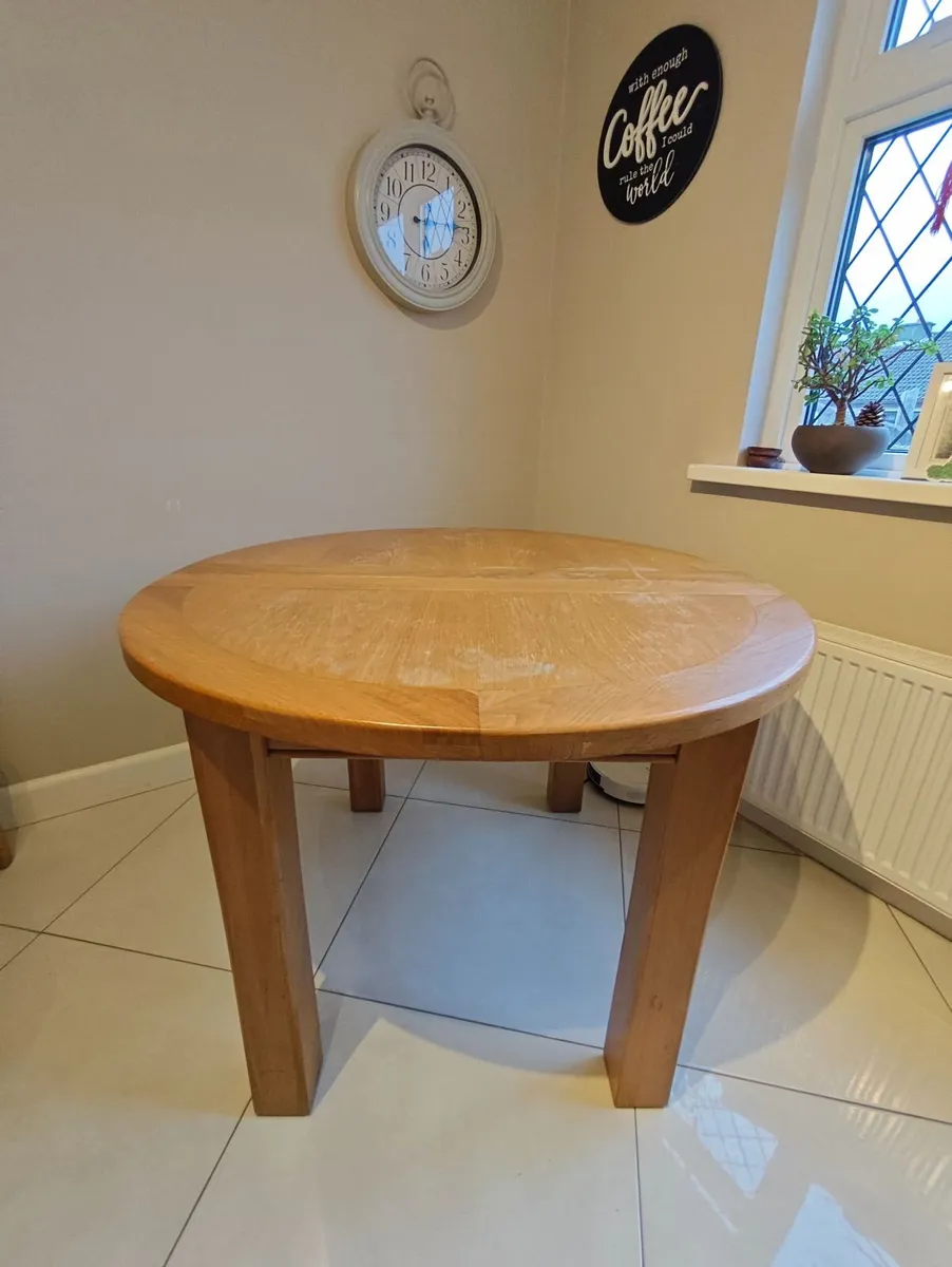 Dining table and chairs - Image 2