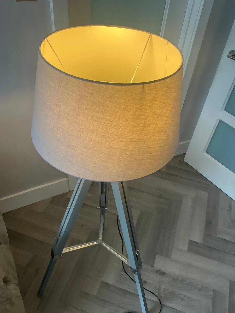 Floor Lamp - Image 3