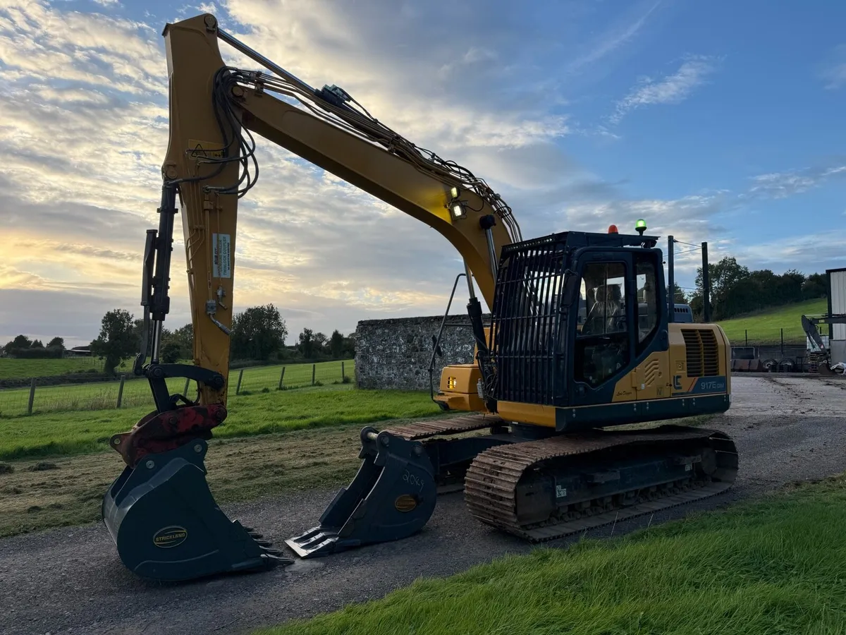 2021 Liugong 917E-DM Digger - Image 2