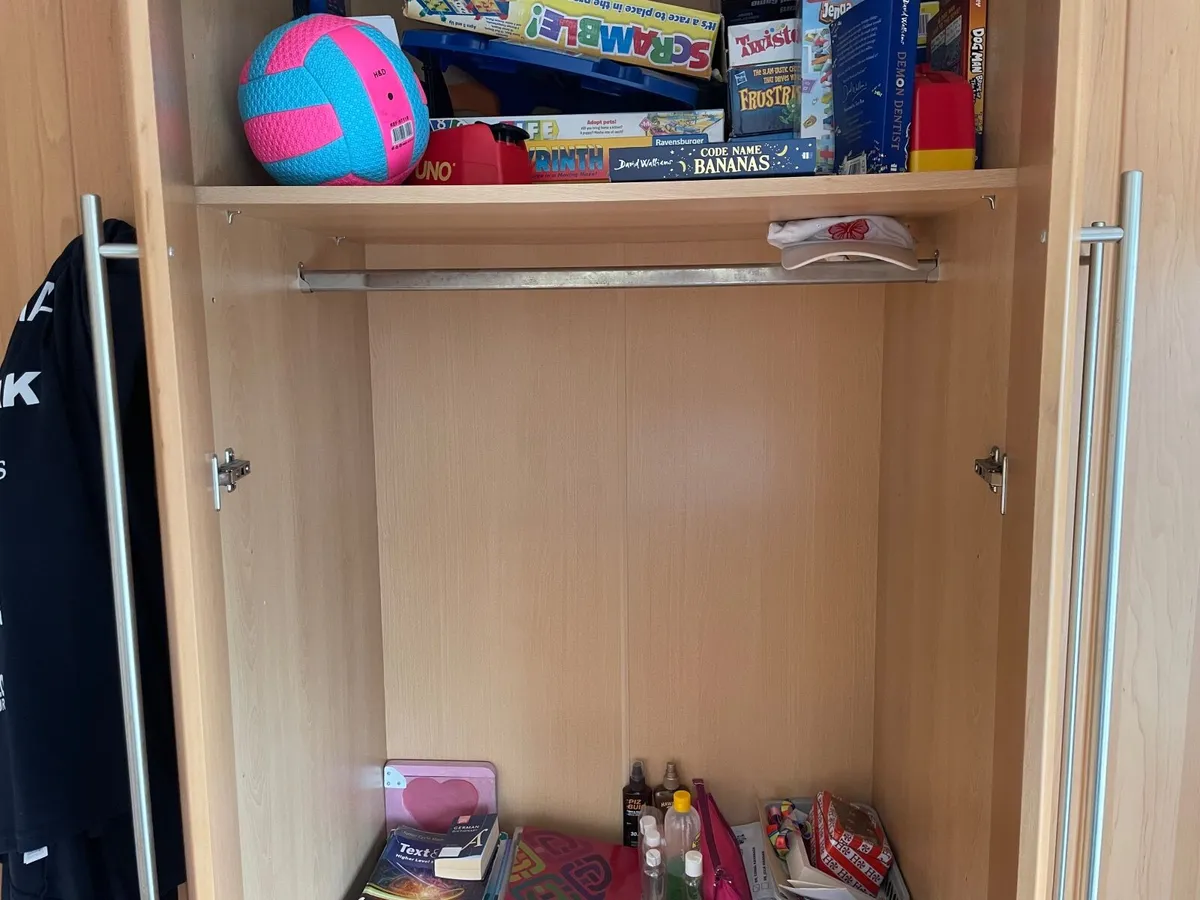 Built in wardrobe - Image 3