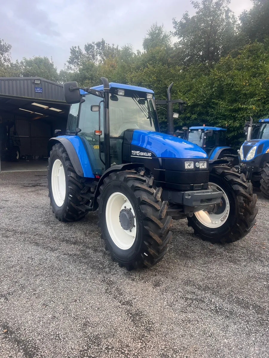 New Holland TS 115 *MINT* - Image 2