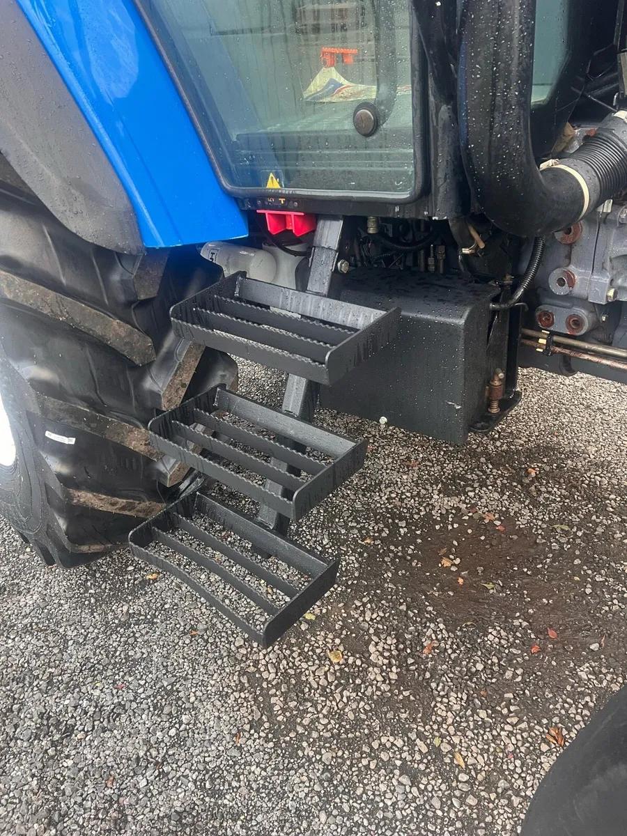 New Holland TS 115 *MINT* - Image 4