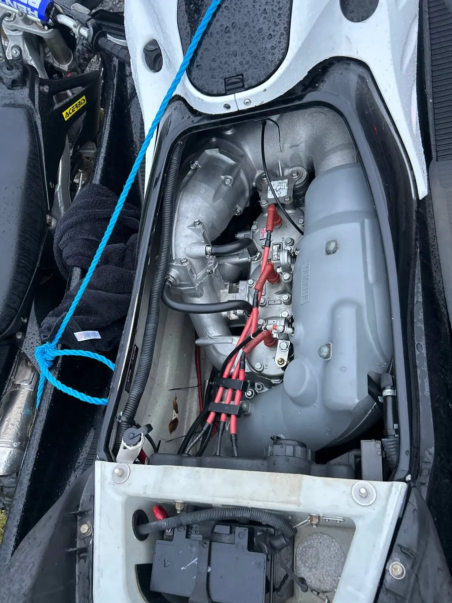 Yamaha GP 1300 - Image 2