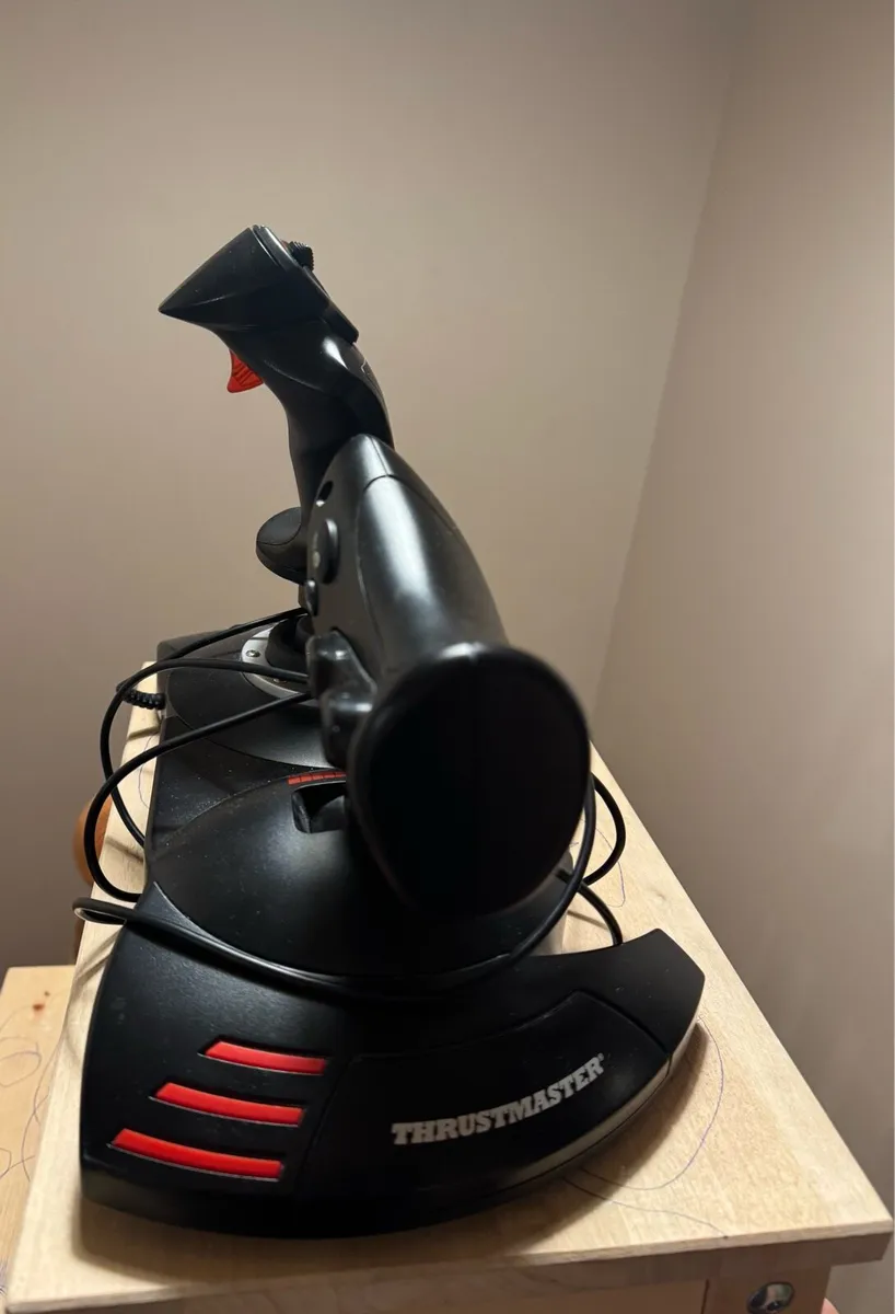 Thrustmaster T-Flight Hotas X - Image 2