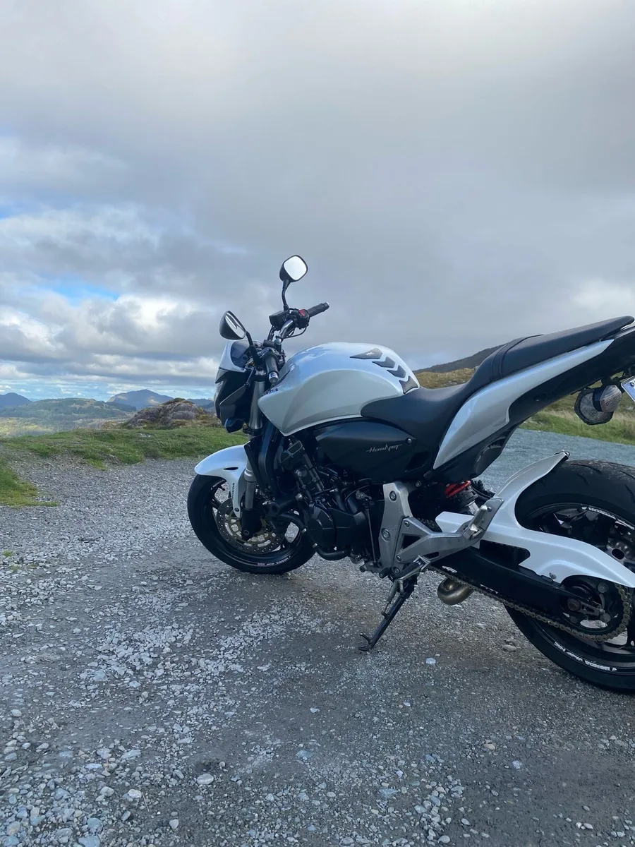 Honda Hornet 600 2011 - Image 2