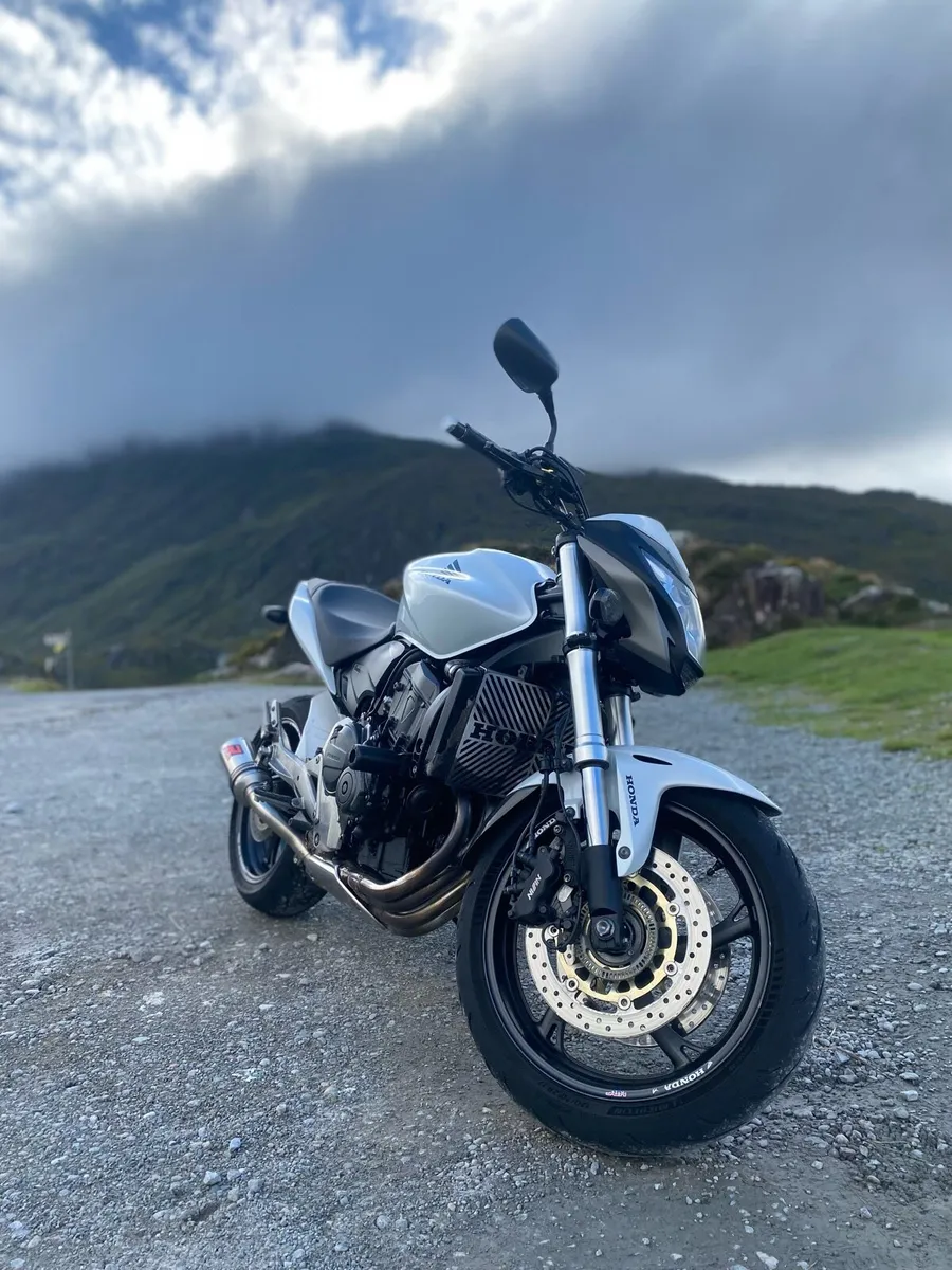 Honda Hornet 600 2011 - Image 3