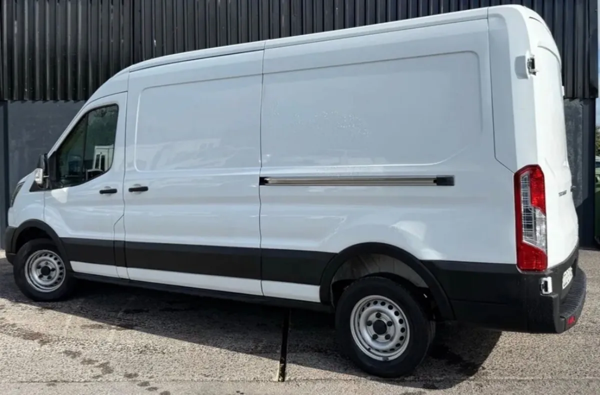 Ford Transit 2022 high roof lwb 77000km new doe - Image 3