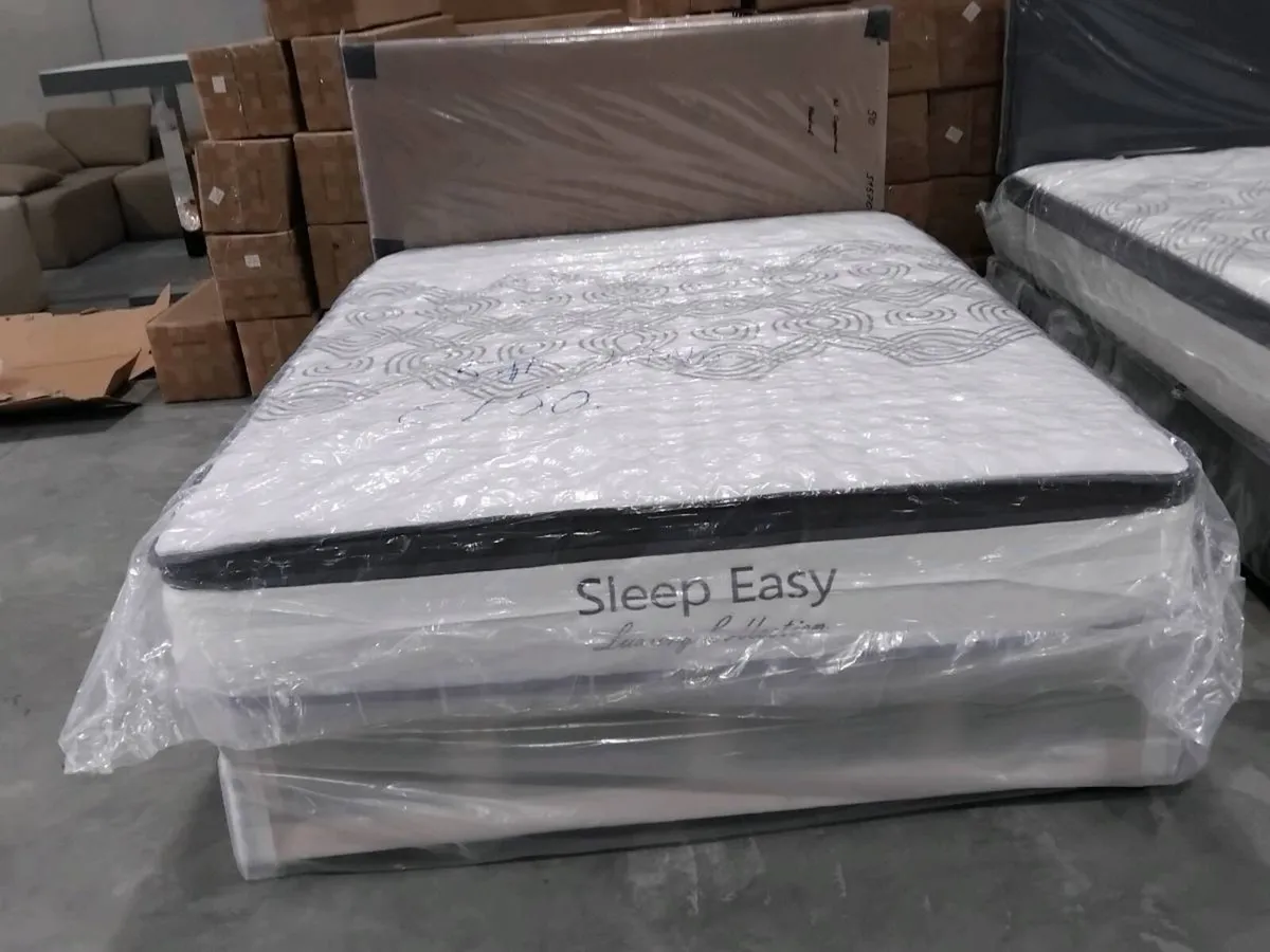 5ft king size bed mattress and headboard - Image 1